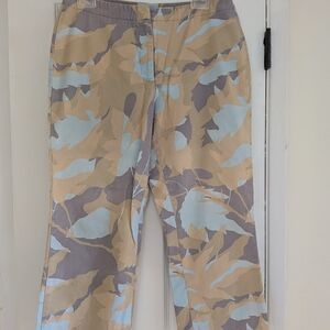 New York & Co Women's Blue Tan Grey Floral Capri Pants Size 10
